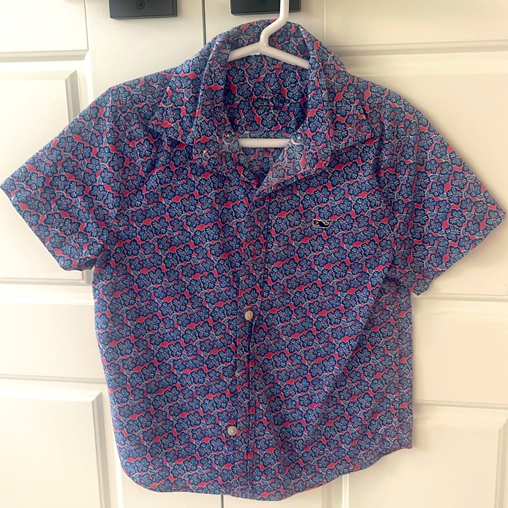 Vineyard Vine size 5